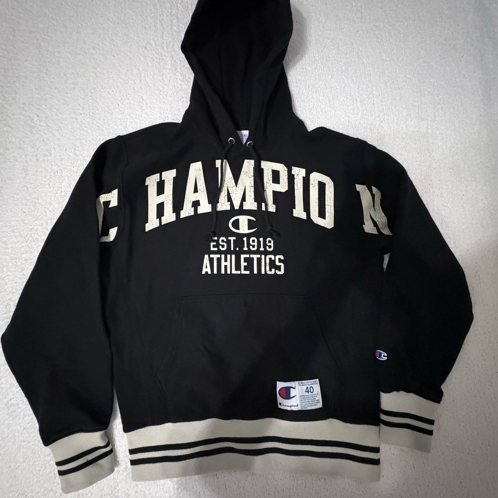 Champion Men’s Retro Style Black Pullover Hoodie